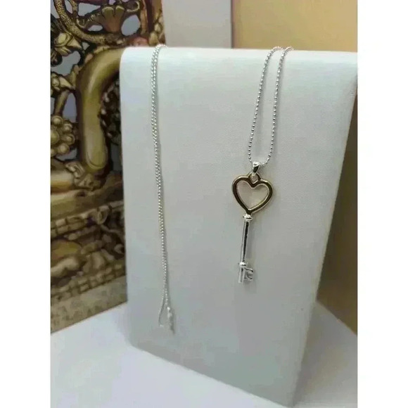 Premier Designs Silvertone Gold Key Heart Shaped Pendant Necklace - Picture 1 of 5